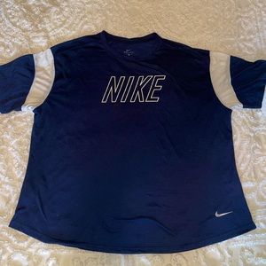 Nike Short Sleeve Top